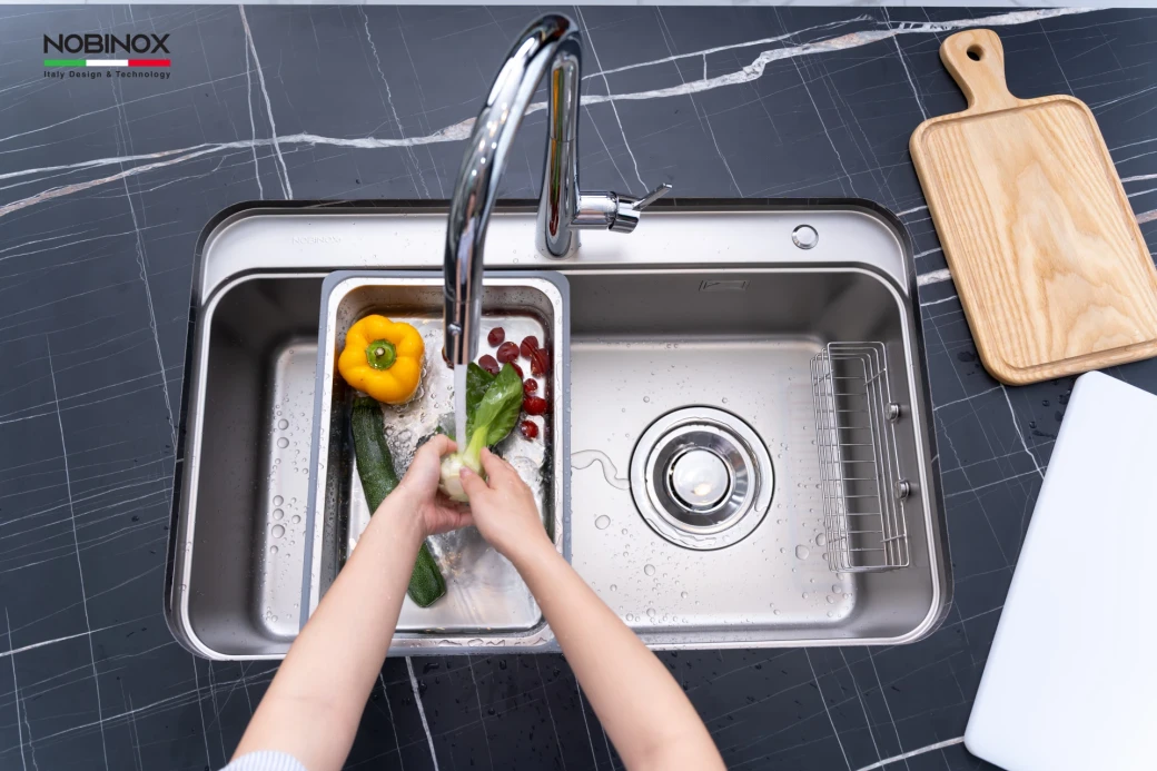 chậu rửa bát 1 hố lỗ thoát lệch