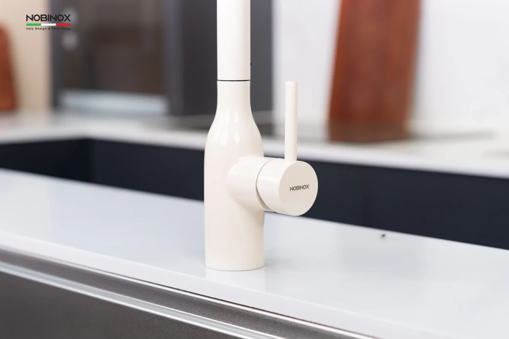 Vòi rửa bát dây rút NOBINOX AQUA NX661B