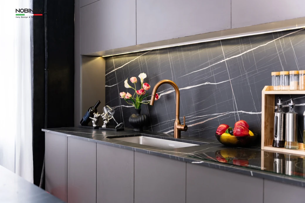 Vòi rửa bát dây rút NOBINOX AQUA NX662T