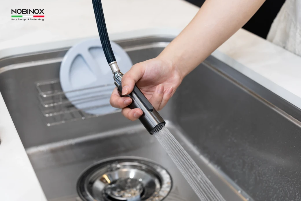 Vòi rửa bát dây rút NOBINOX ADORA NX991